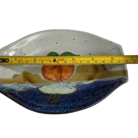 Studio Art by Chappell. Small handmade pottery Plate with Peach Design - Picture 7 of 11